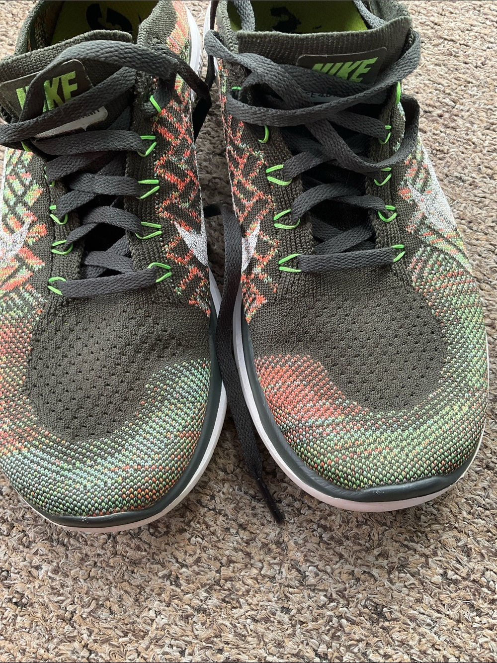 Nike running shoes - Picture 4 of 10